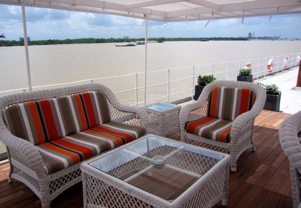 Balcony & Terrace