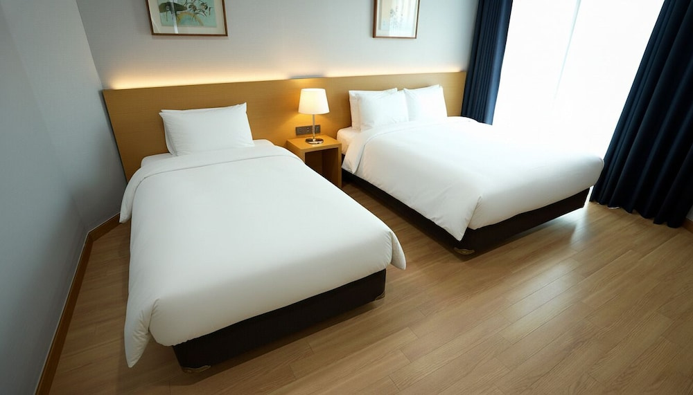 Standard Double Family room (twin beds)