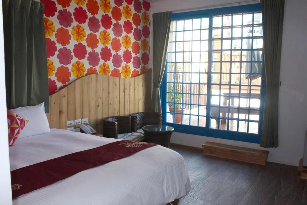 Standard Double room with balcony (full double bed)