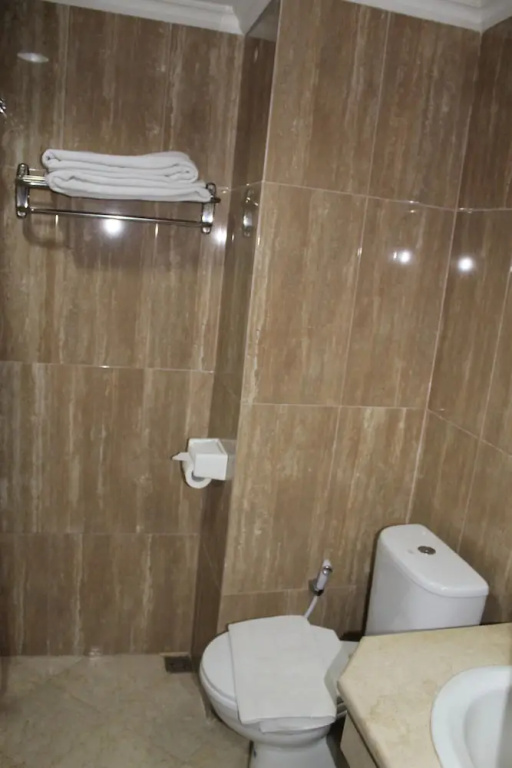Mega Matra Hotel - Chambres