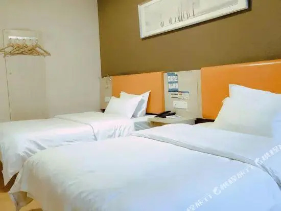 Business Double room (twin beds)