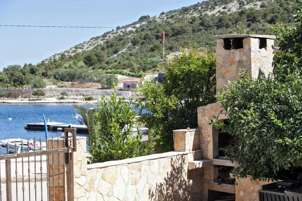 1 Bedroom Apartment with balcony