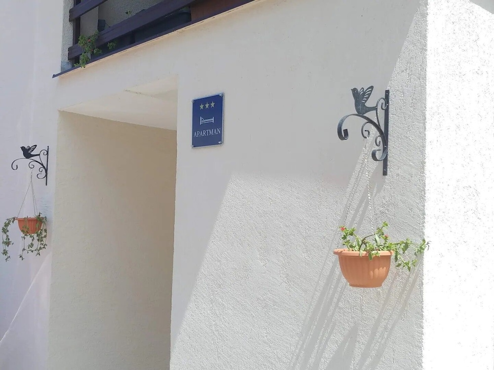 Apartment Marasovic