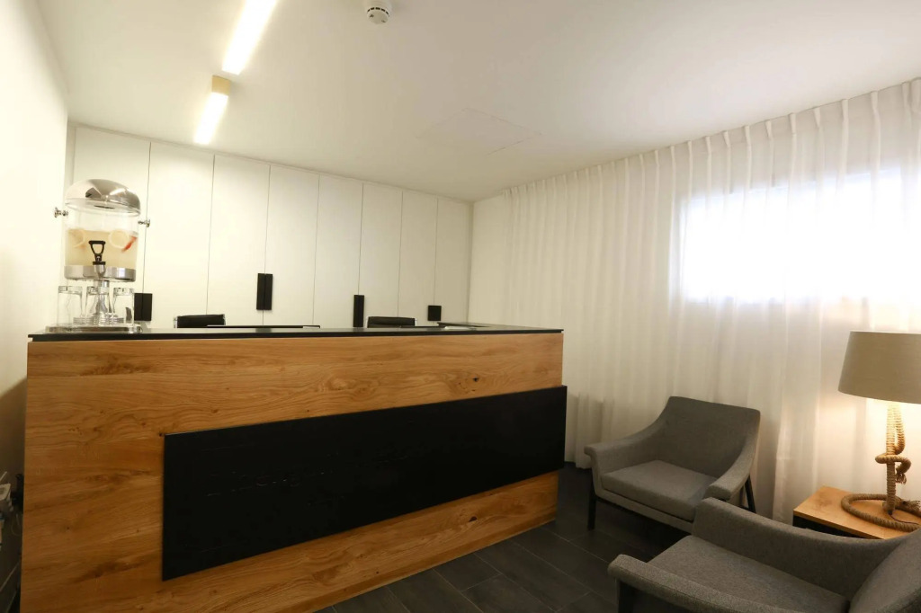 Dizengoff Avenue Hotel by null