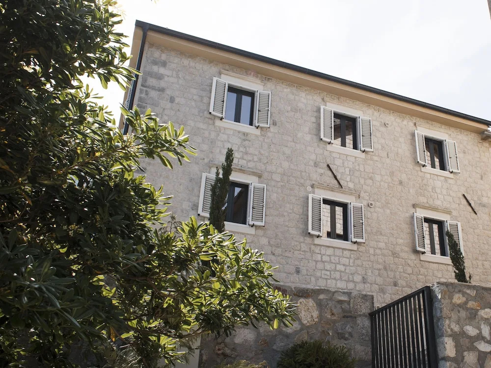 Galathea House