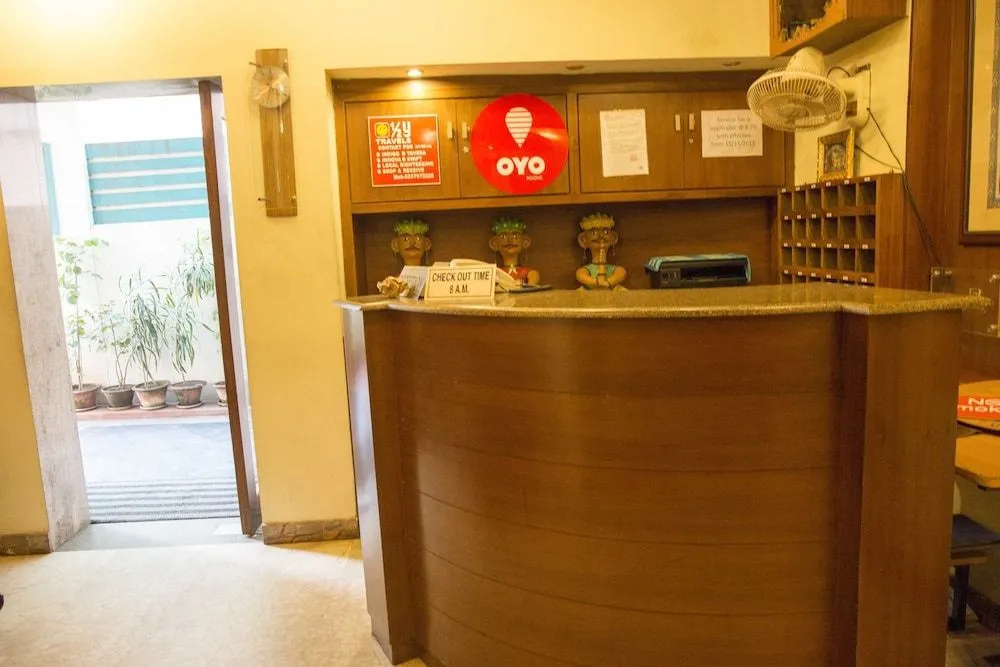 OYO 3886 Hotel Trimurti Heights