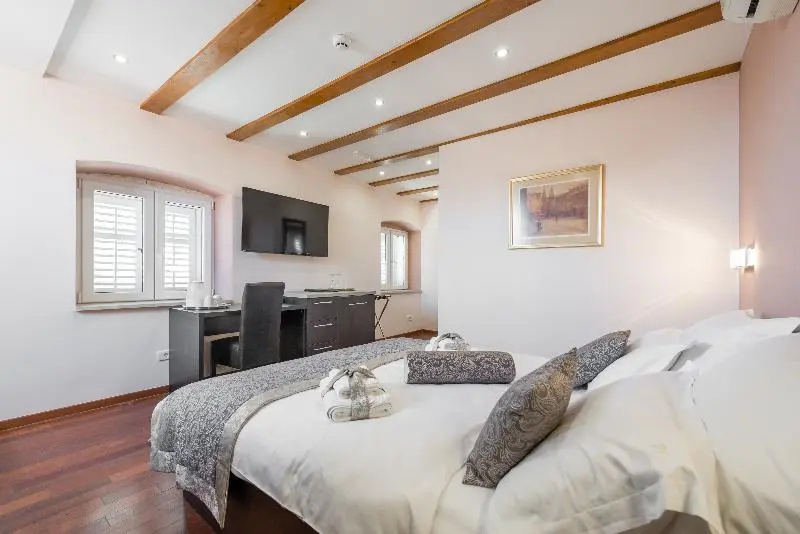 Palace Suites Heritage Hotel – Adults Only - Chambres