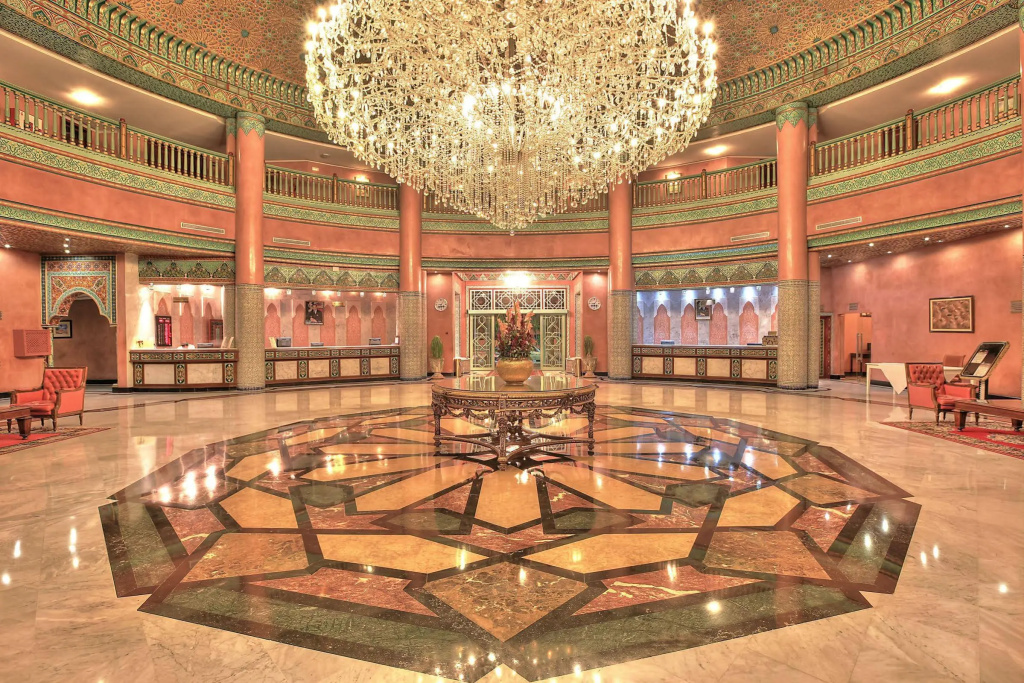 Lobby & Reception