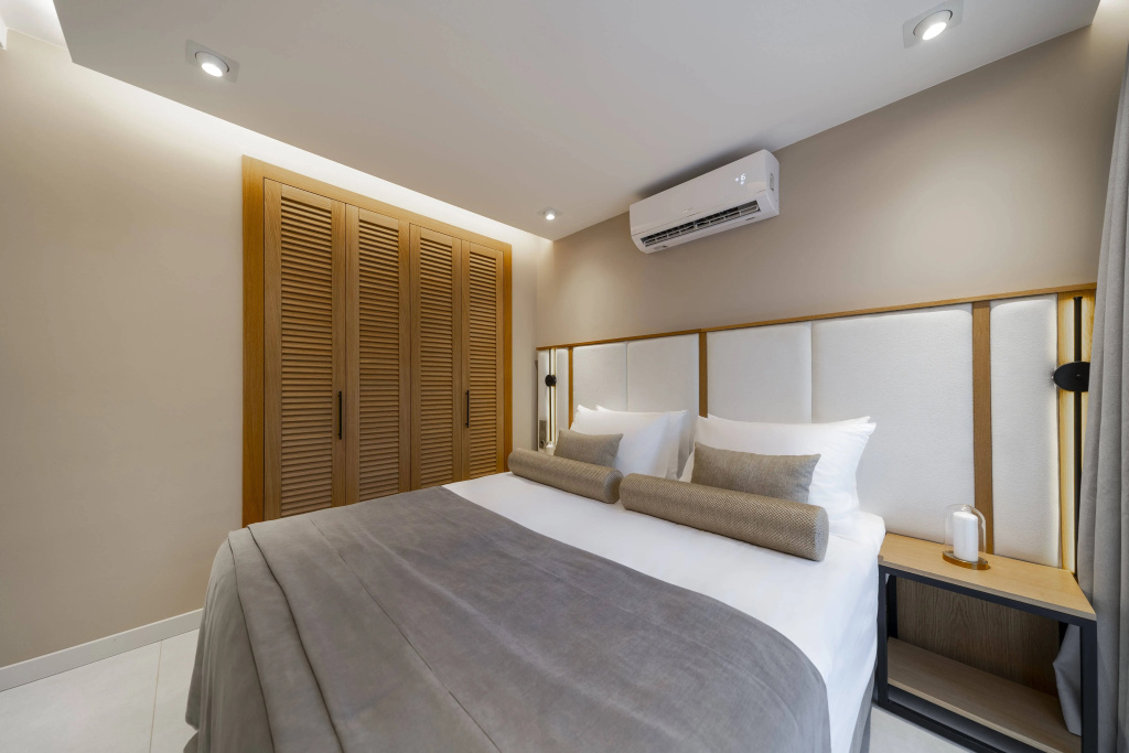 1 Bedroom Suite