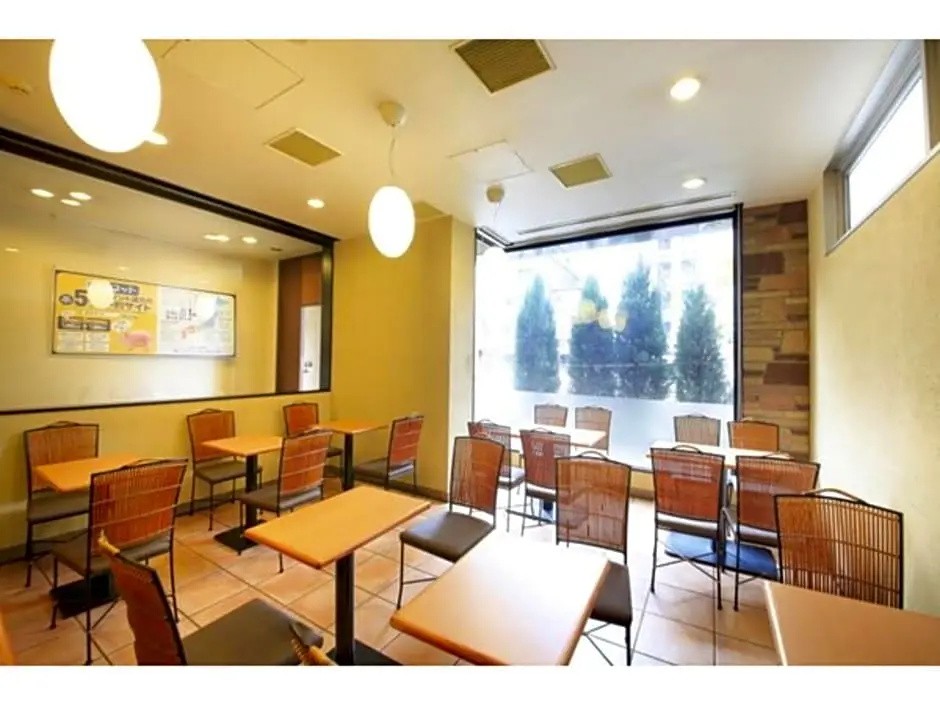 Food & Beverage