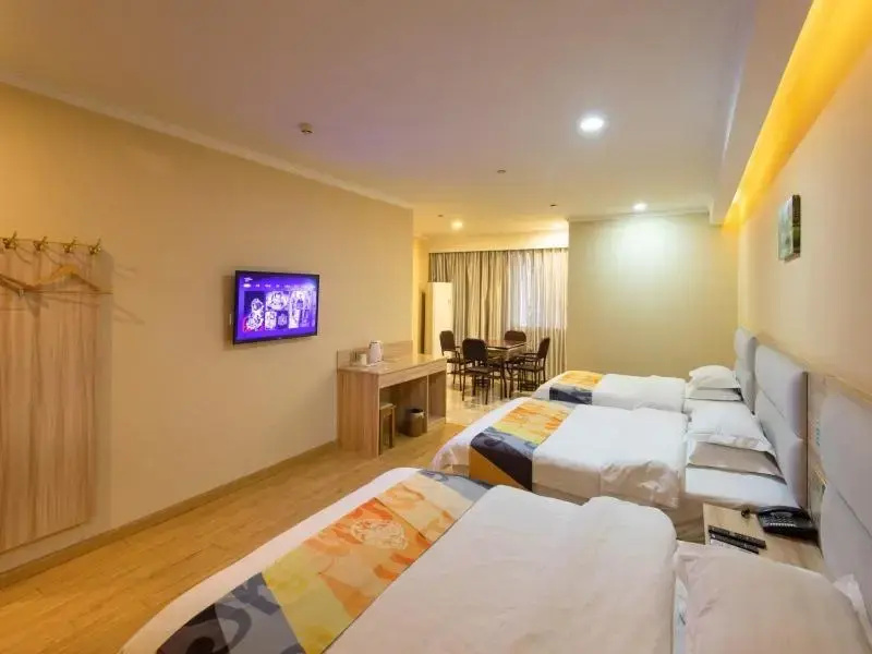 Shell Hotel (Zhenjiang Xijindu Jinshan Park)