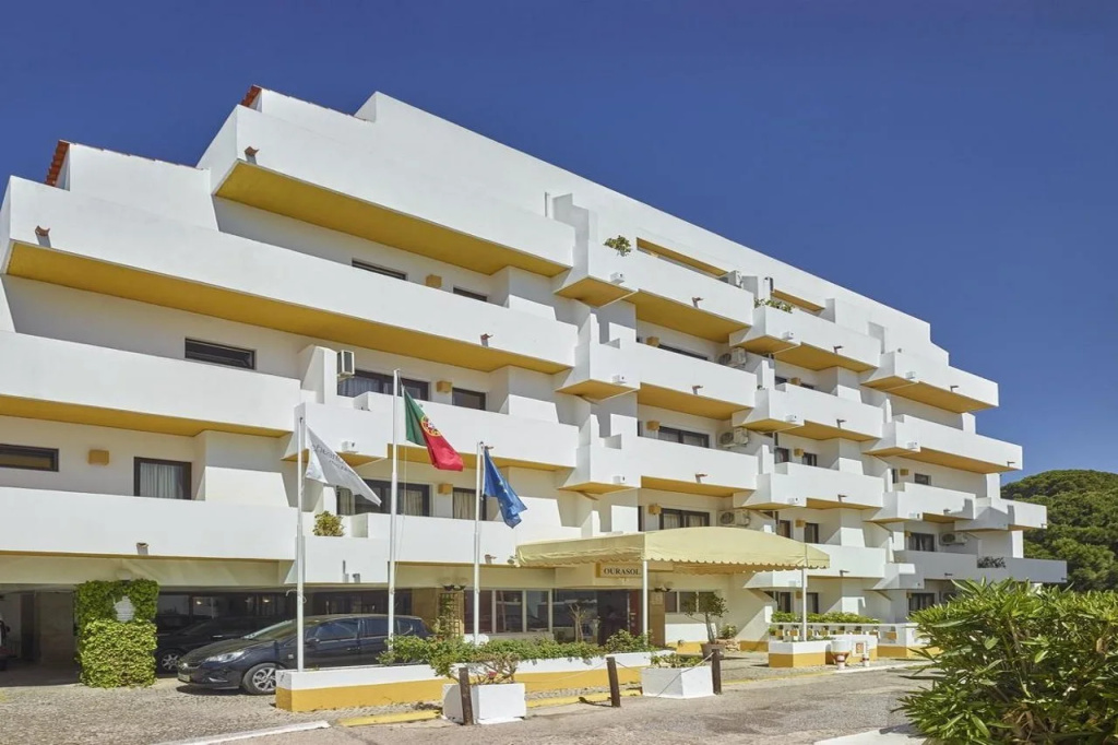 Apartamentos Turisticos Ourasol