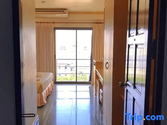 Superior Double room (full double bed)
