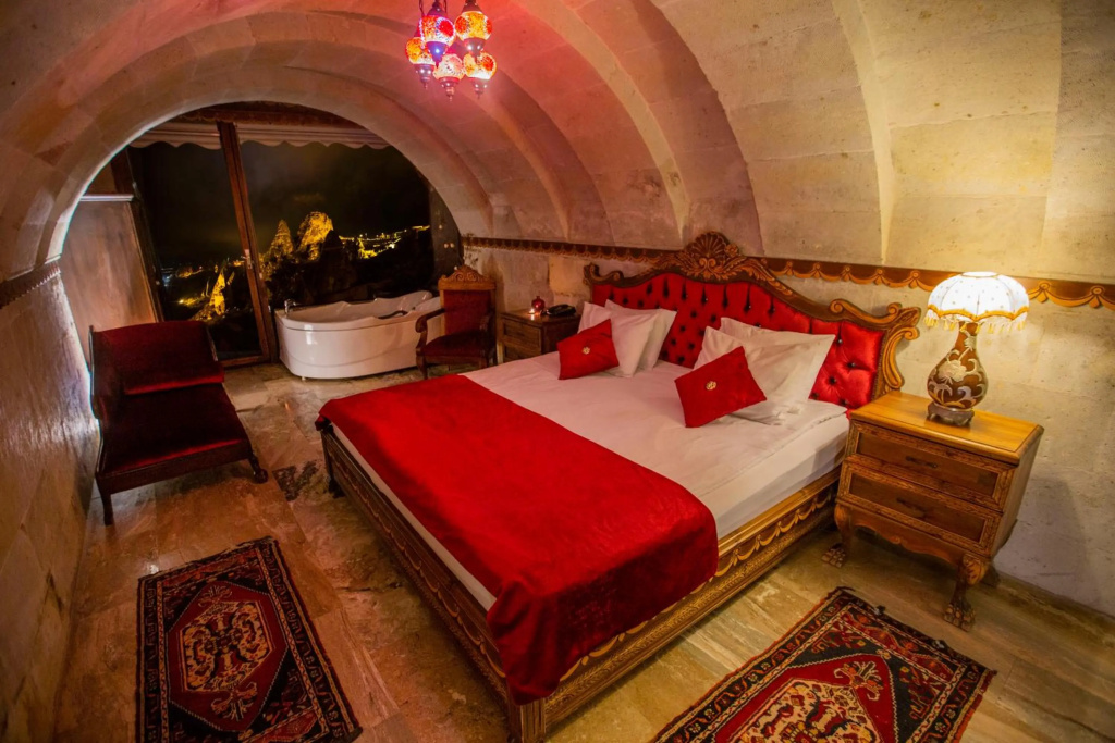Hermes Cave Hotel — 5