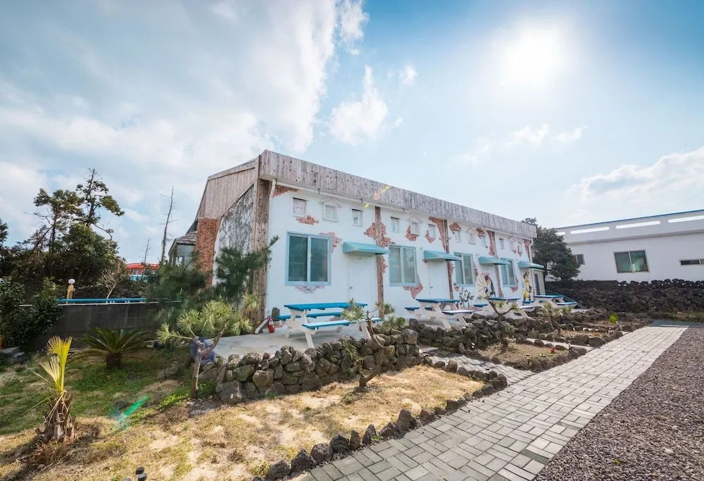 Solo Guesthouse In Pyosun Hostel