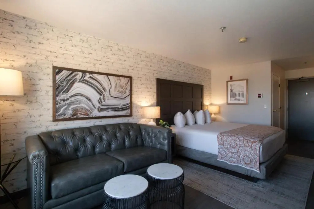 Oxford Suites Chico - Chambres