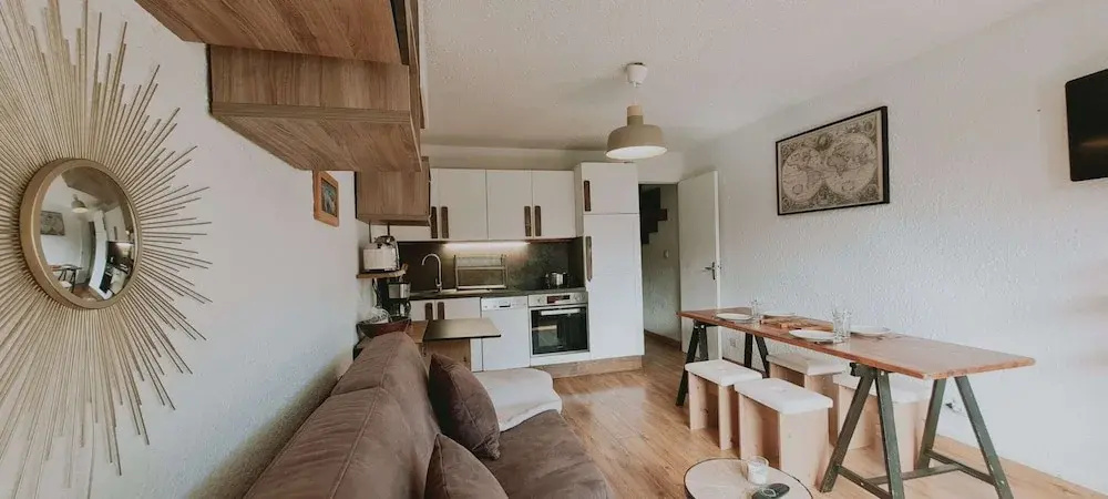 Voir la photo 3 — Prime Location With Amenities