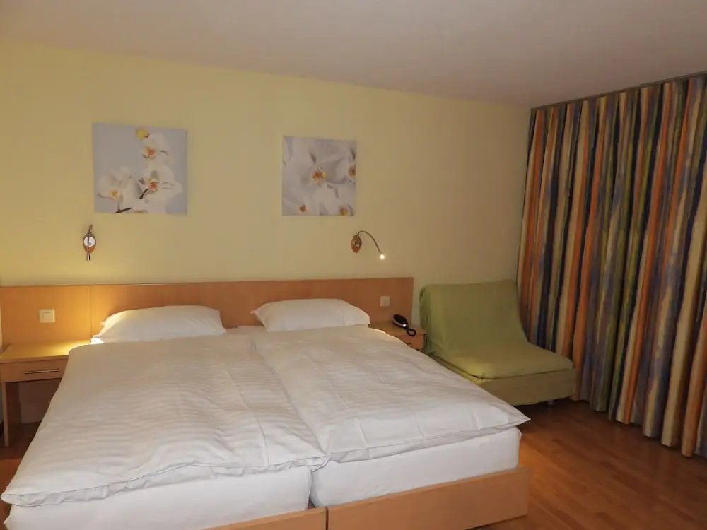Hotel Sherlock Holmes "nur 200 m zur Gondelbahn Hasliberg" - Chambres