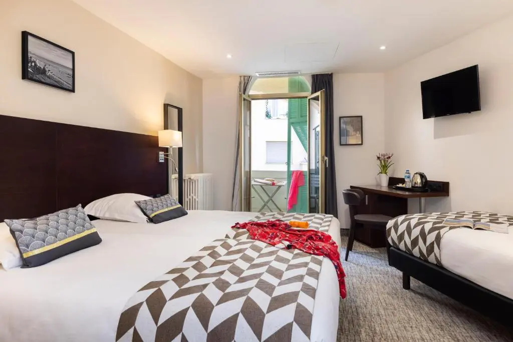 Hôtel Locarno Nice - Chambres
