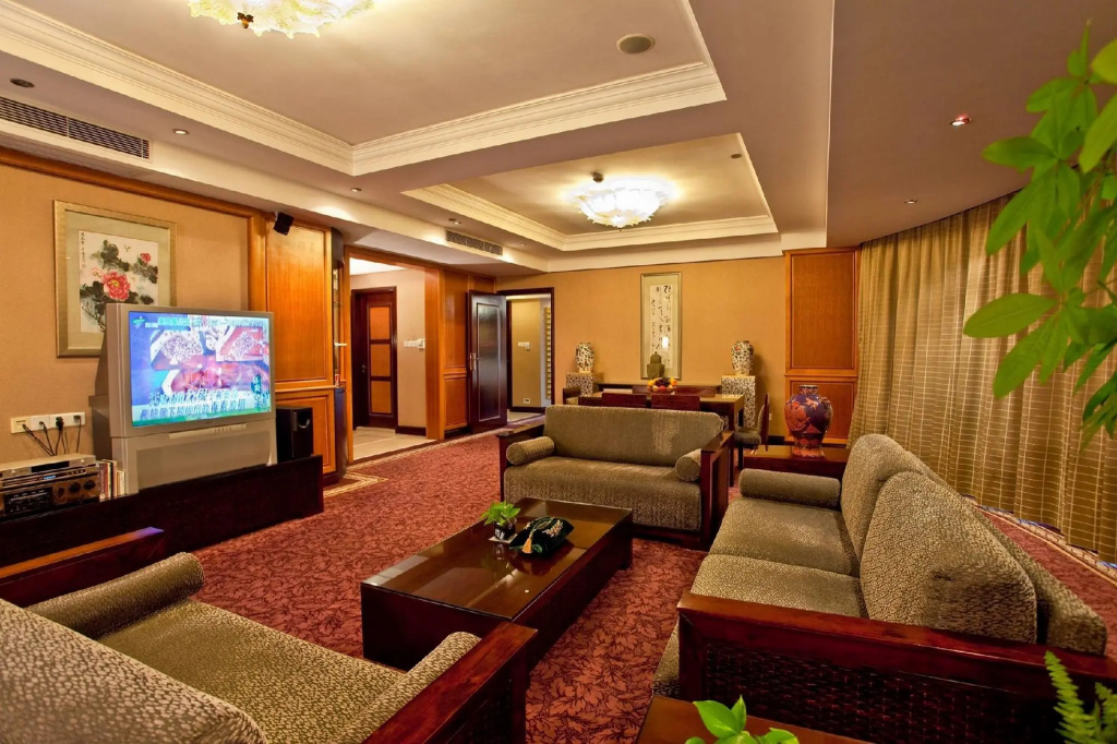 Chinflux Mandarin Hotel