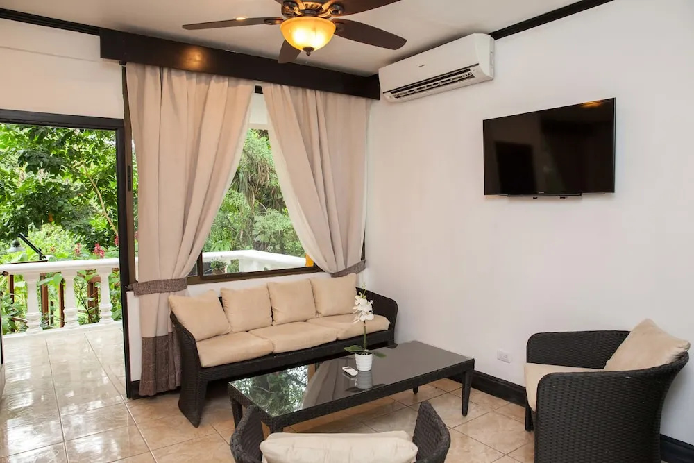 Tifakara by the Waterfall - Chambres