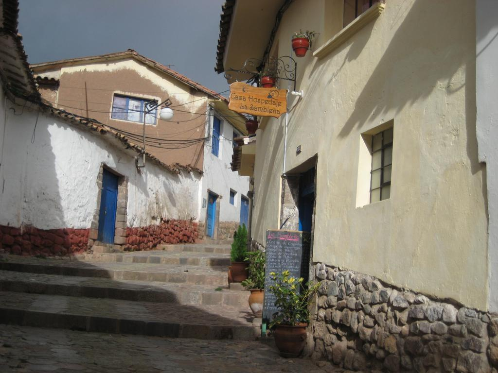 Casa Hospedaje La Sambleña