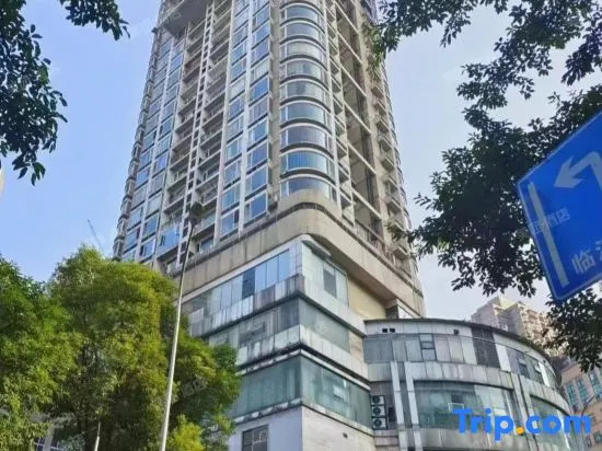 Runi Suoyuan Homestay (Jiefangbei Area Hong Ya Dong)