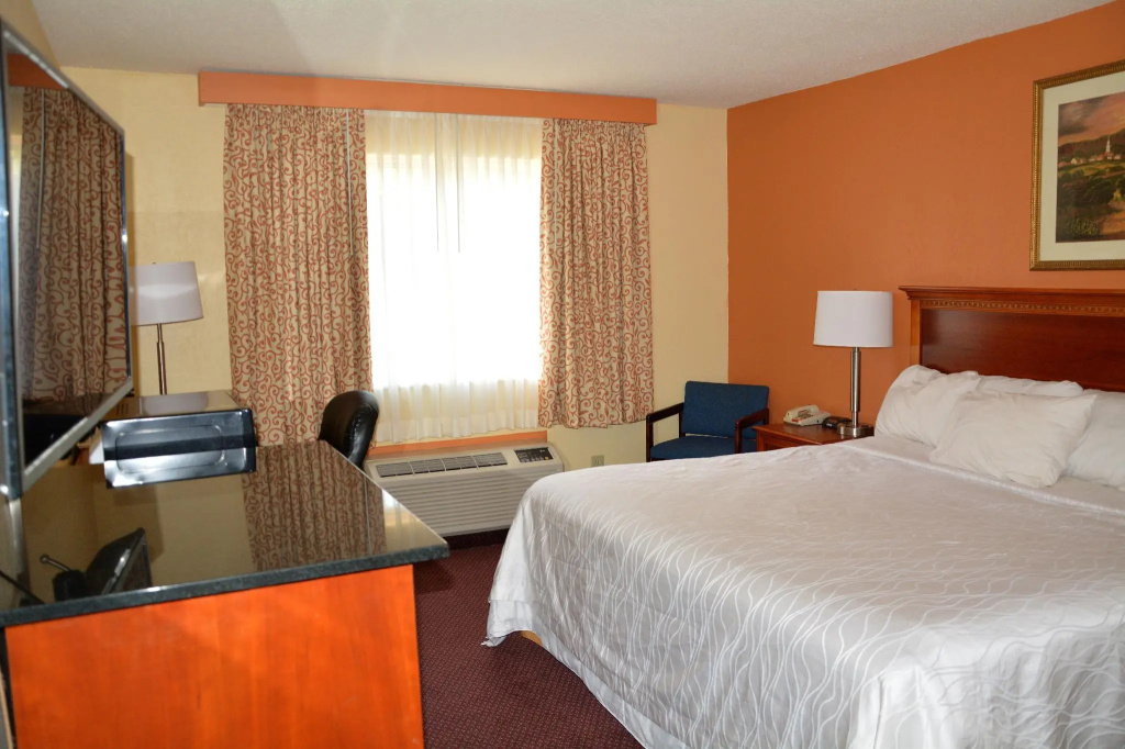 Columbus Grand Hotel & Banquet Center - Chambres