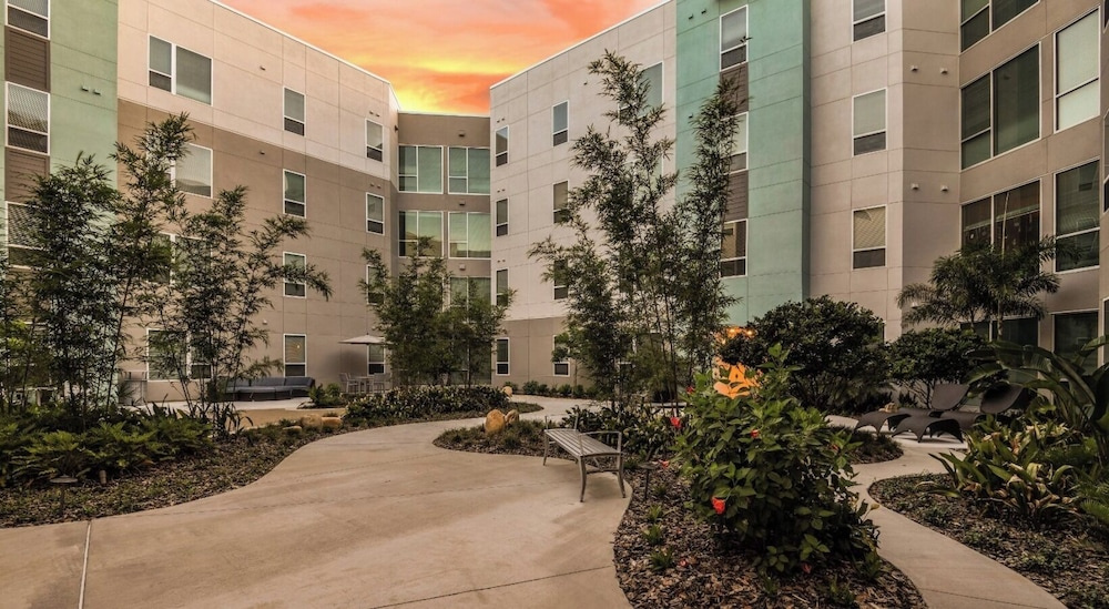 Landing Furnished Apartments - Maitland