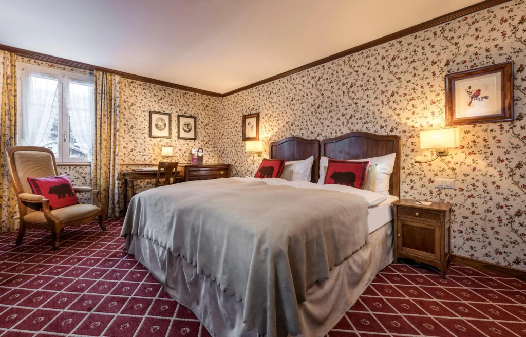 Monte Rosa Hotel by null