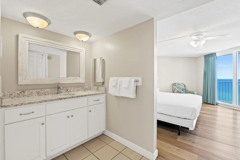 Dunes of Panama Beach Resort by Panhandle Getaways - Chambres