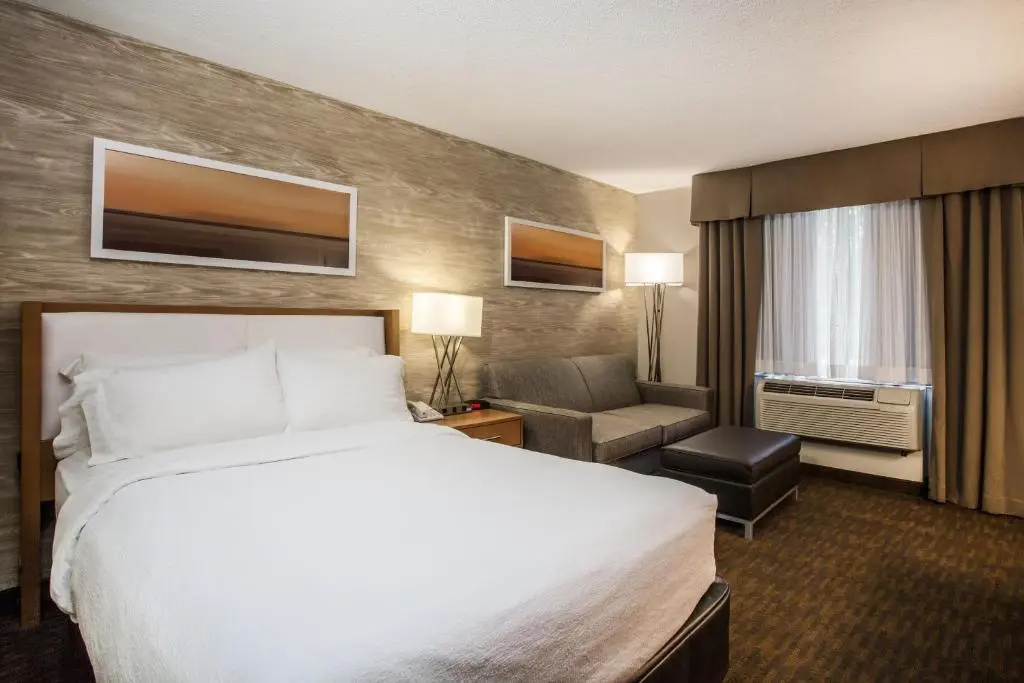 Holiday Inn Saratoga Springs by IHG - Chambres