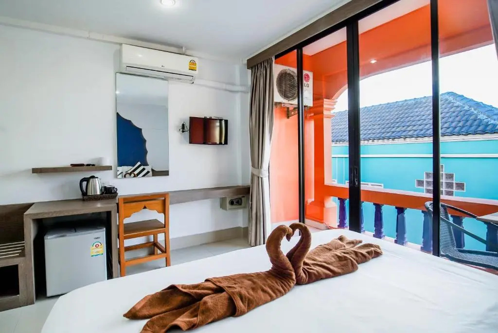 Khaleej Mass Hotel Patong - Chambres