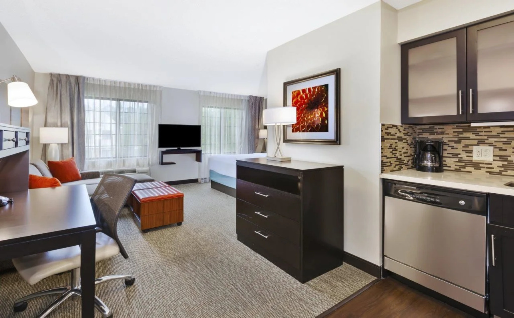 Staybridge Suites Detroit-Utica by IHG - фото 4
