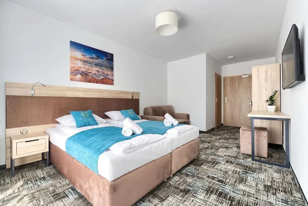 Standard Triple room