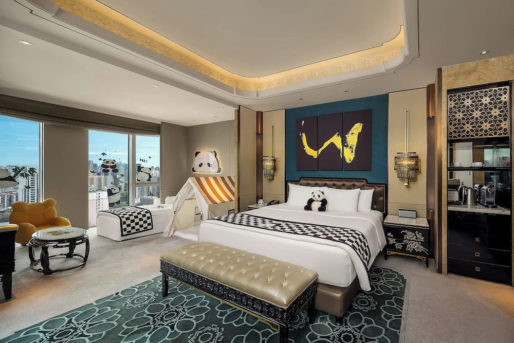 Deluxe Family room