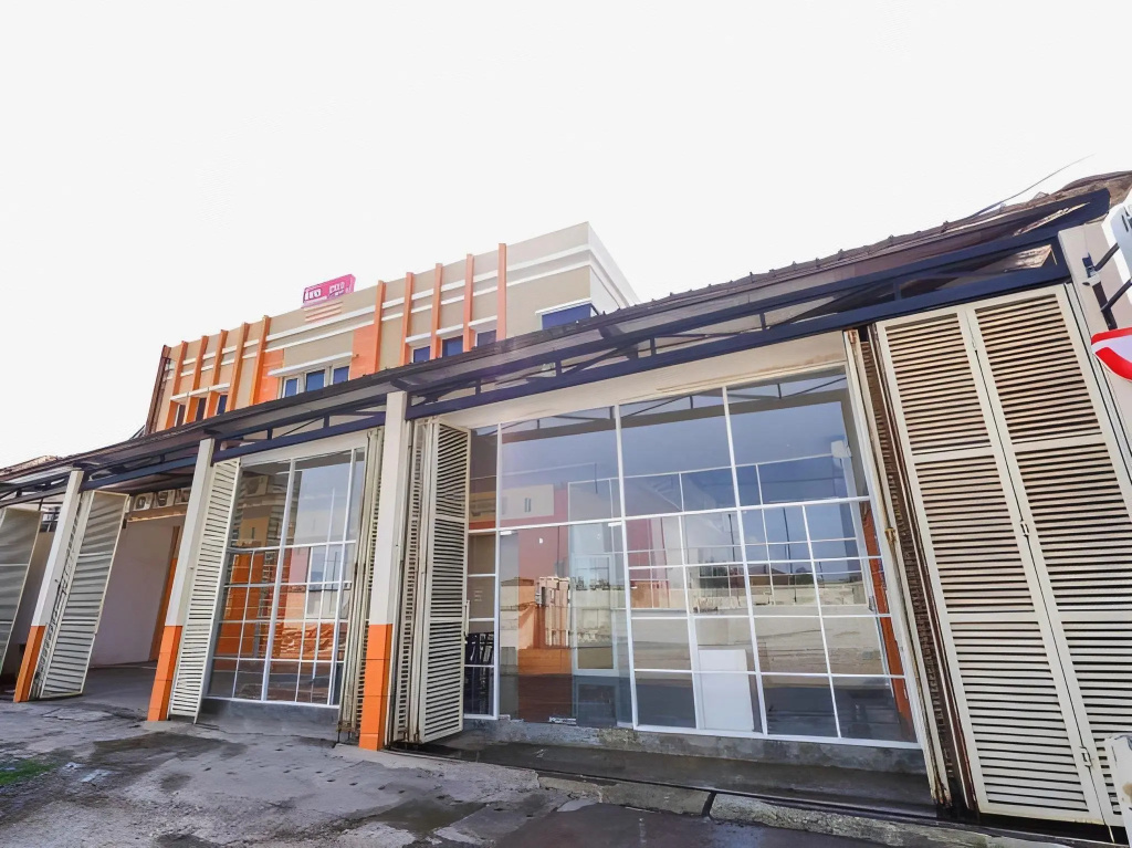 Hotel O Theodore Homestay in Medan