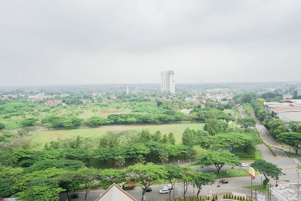 Homey And Cozy Studio Room At Tree Park City Bsd Apartment