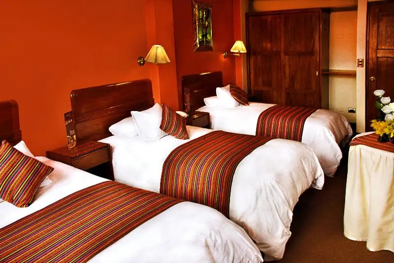 Standard Triple room