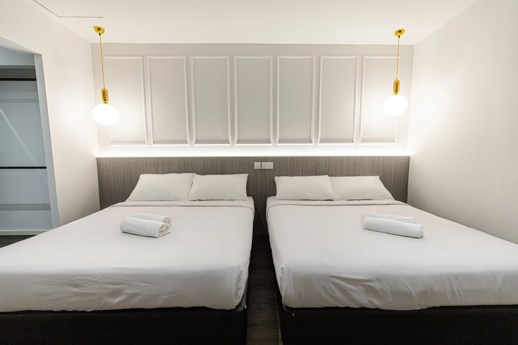 Philip Hotel — 2