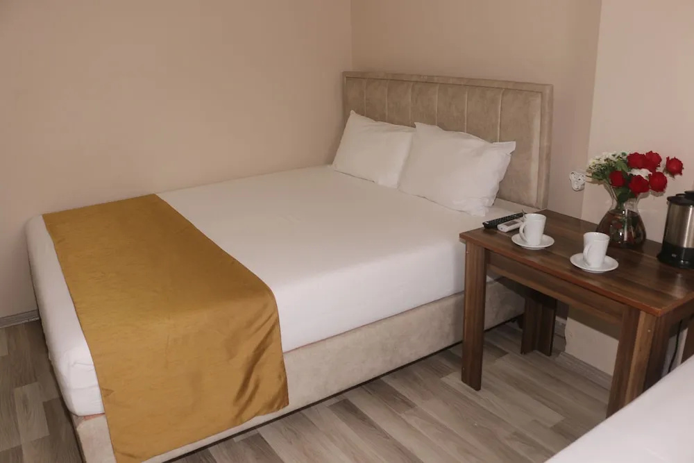 Birlik Aparthotel — 3