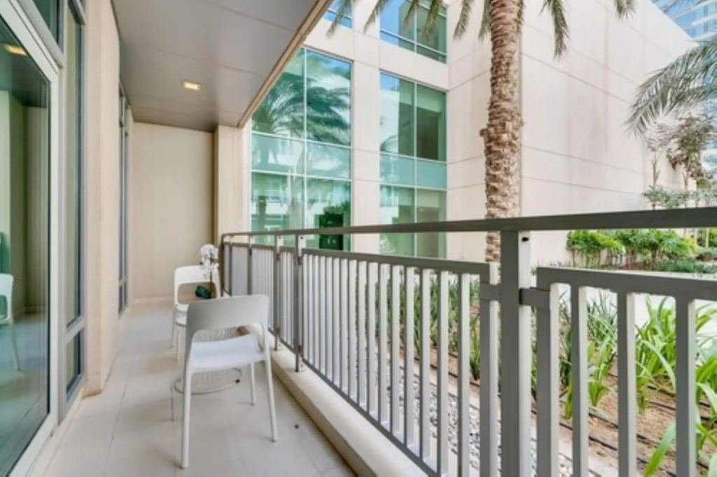 Balcony & Terrace