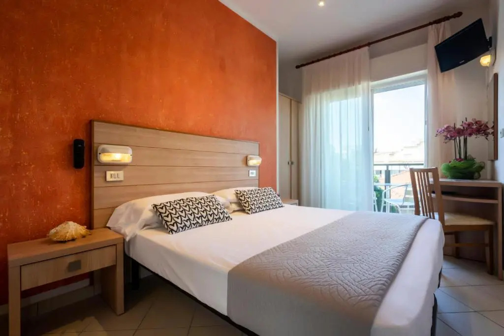 Economy Double room with balcony (full double bed)
