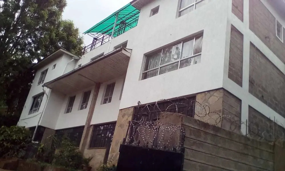 Rose House Hotel