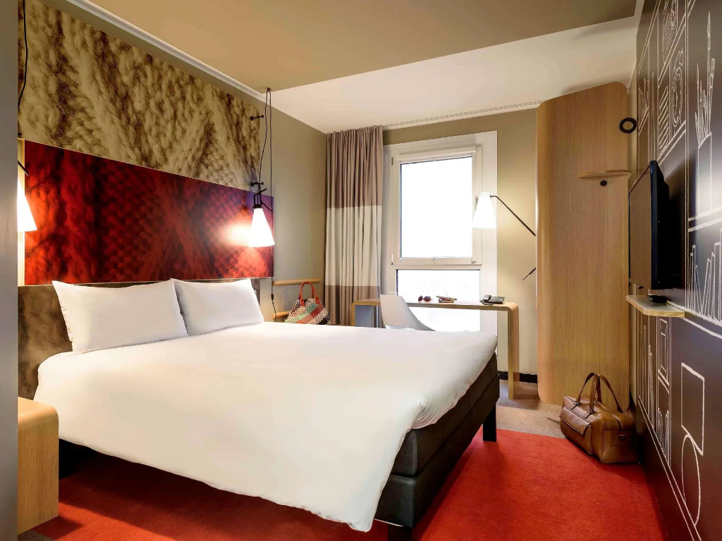 Standard Double room (full double bed)