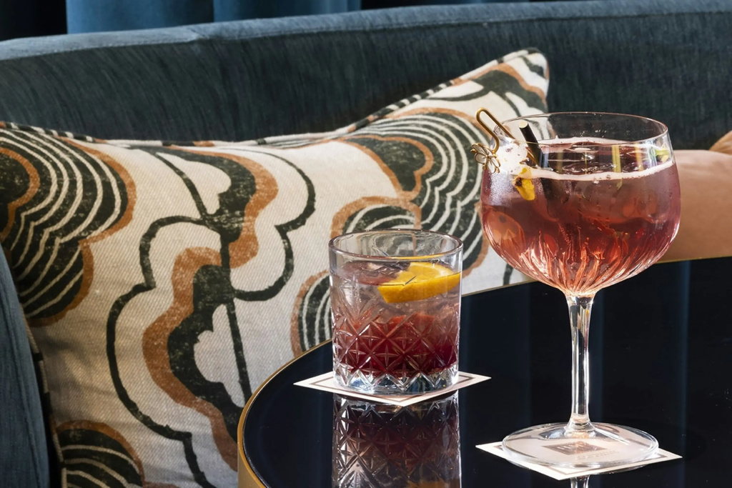Hotel Montalembert 35