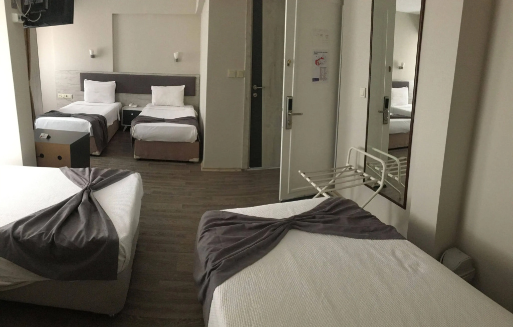 Hotel photo 7
