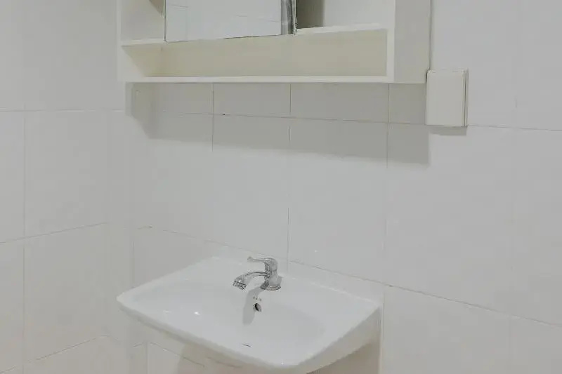 Deluxe Double room with balcony (full double bed)
