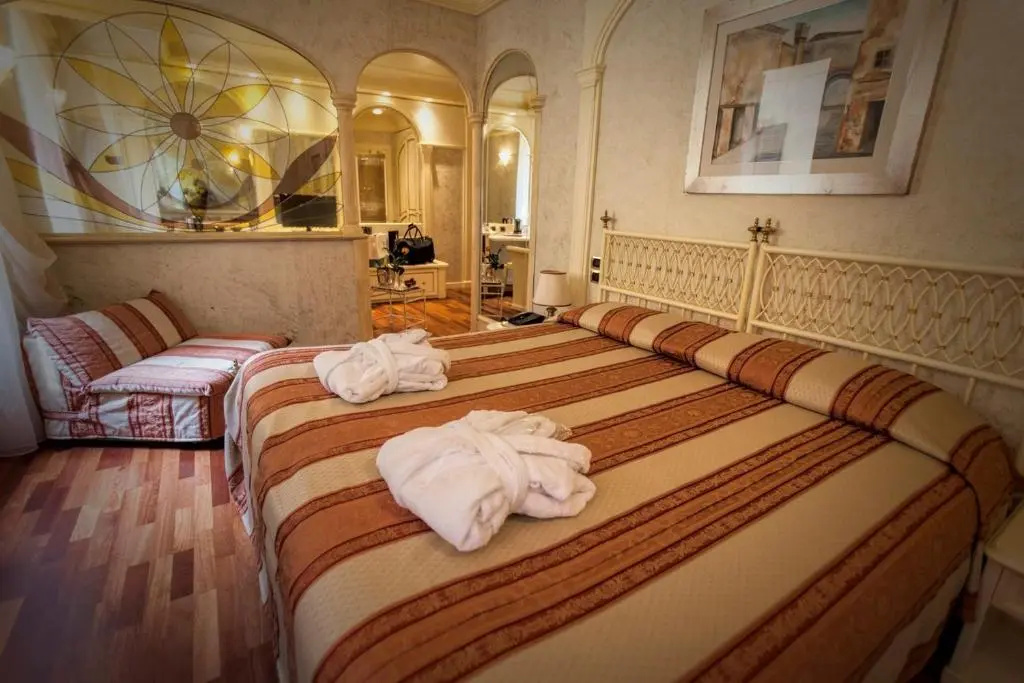 Colomba D'Oro Hotel - Chambres