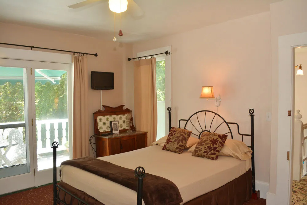 Deer Creek Inn - Général